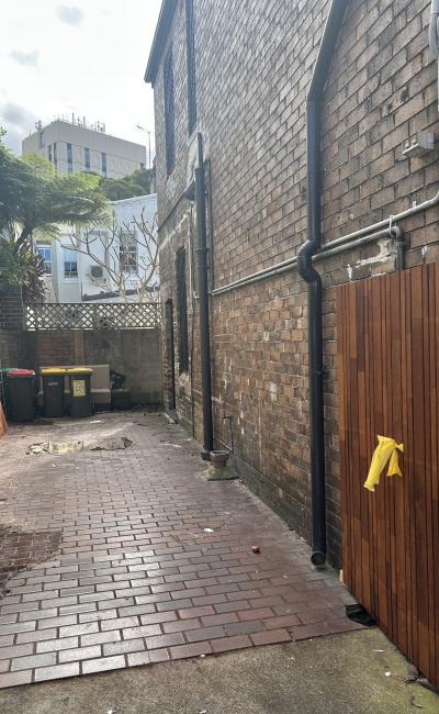 Secure Parking Space in Centre of Darlinghurst! Close to CBD and Local Transport!
