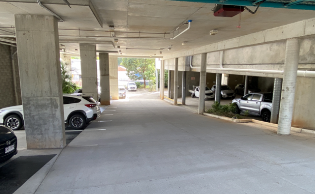 SECURE CONVENIENT RESERVED PARKING AVAILABLE IN SOUTH BRISBANE