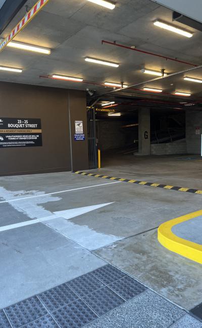 South Bris/Go Btwn Bridge indoor parking space