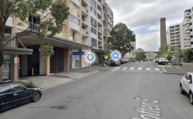 Secure parking space on Bourke street available