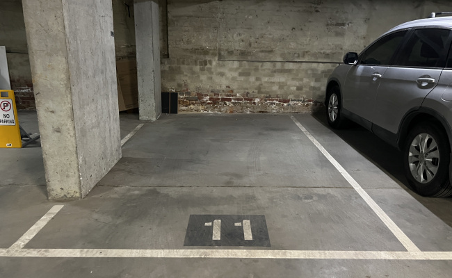 Great Car Park Near CBD in Carlton