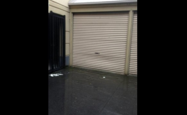Melbourne - Secure Lock Up Garage Parking in CBD Near Queen Victoria Market