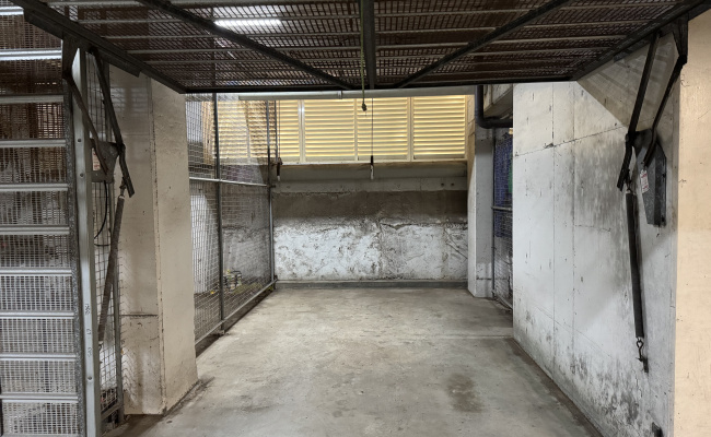 Great Secure Indoor Parking Space Near Pacific Square Maroubra