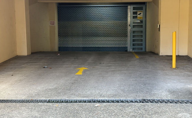 Great Secure Indoor Parking Space Near Pacific Square Maroubra