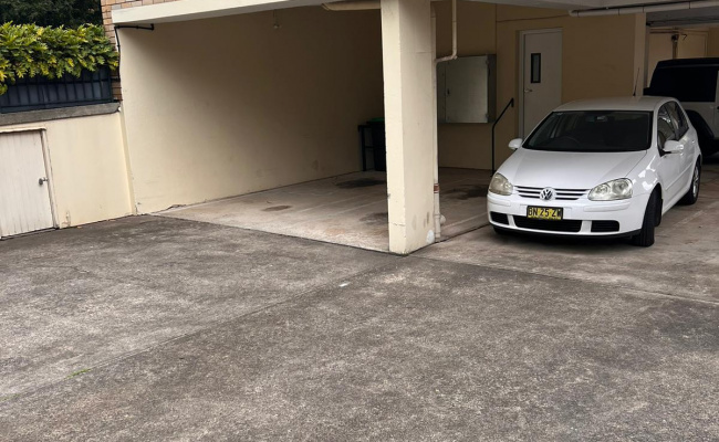 Mosman - Great Undercover Parking Near Police Station