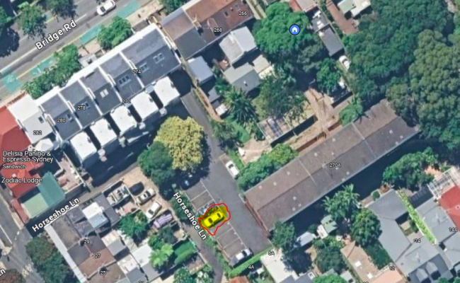 Discreet parking close to transport links