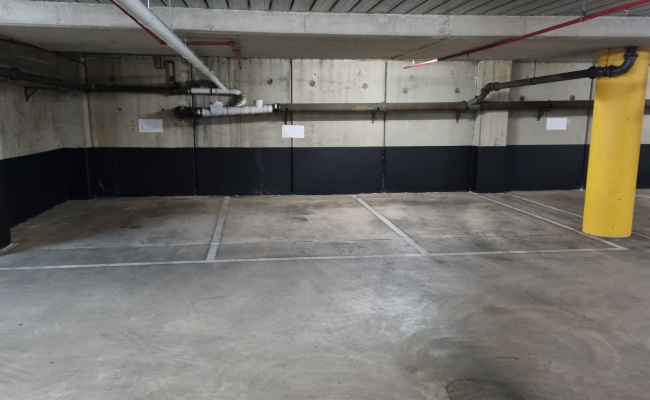 Richmond -  Secure Daily Undercover Parking at Amora Hotel Riverwalk Melbourne