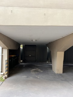 Great Private Covered Parking and Storage Unit One Street Away from Bondi Beach