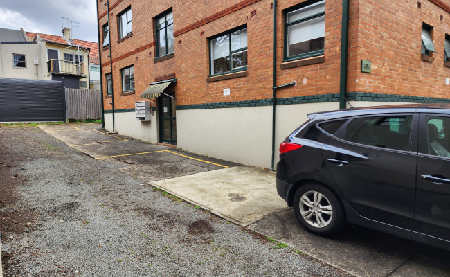 200m from Macdonaldtown station