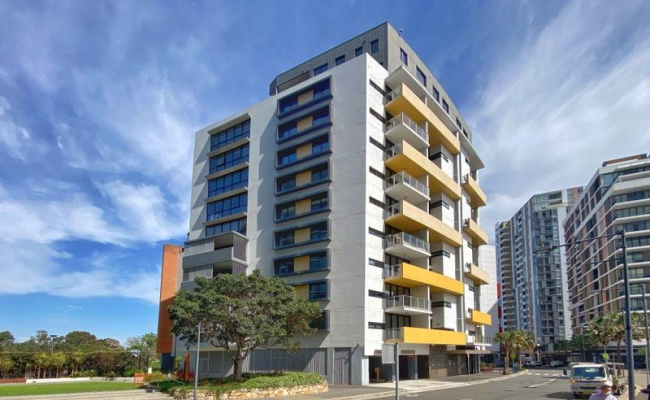 Wolli Creek - Secure Convenient Parking Space next to Train Station #1