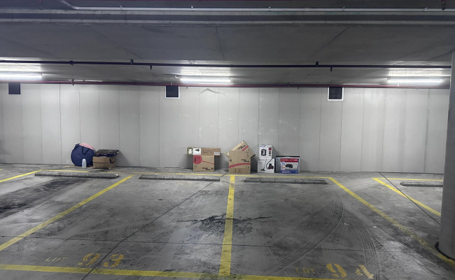 Wolli Creek - Secure Convenient Parking Space next to Train Station #1