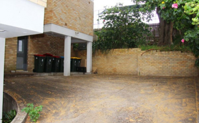Great parking space close to Waverley, Bronte Beach and Bronte village