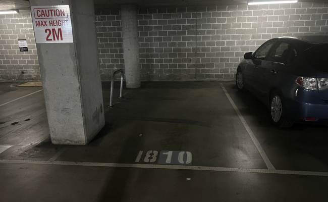 Secure parking 1 minute to Chatswood train station