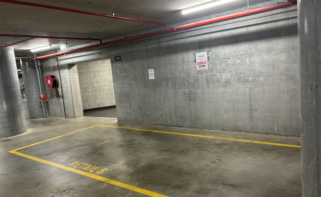 Great parking spaces in Sydney Olympic Park/conveniently located next to lift