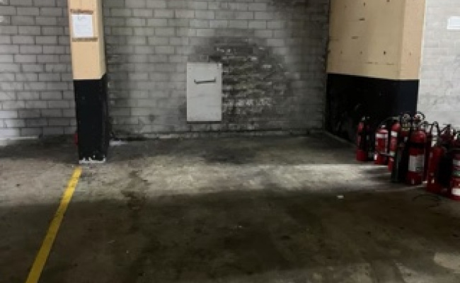 Secure indoor parking lot in Pyrmont
