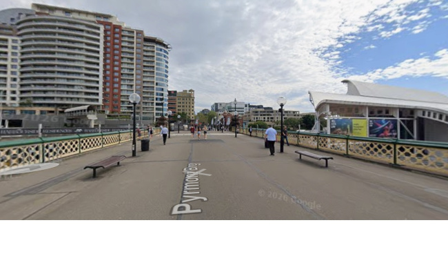 1 min walk to Pyrmont bridge