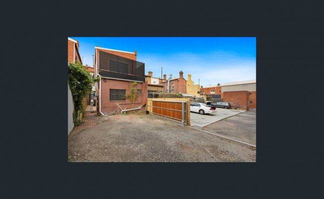 Outside parking on Burwood Road in Hawthorn East Victoria