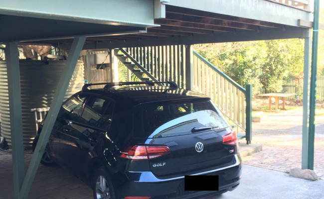 Parking space 500m from the RBWH!