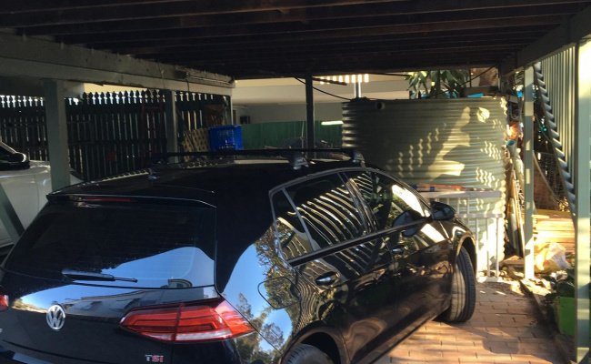 Parking space 500m from the RBWH!
