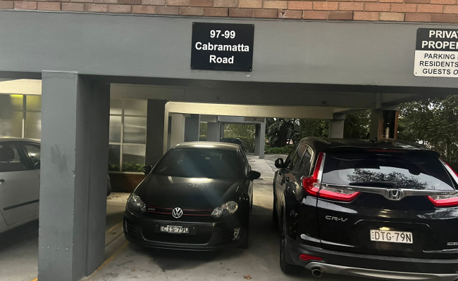 Cremorne - Cheap Private Undercover Parking Near Cremorne Town Centre
