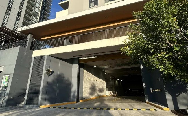 Apartment Basement Carpark in Epping
