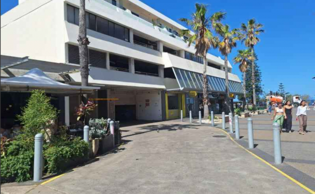 Bondi Beach - Secure Indoor Parking above McDonald