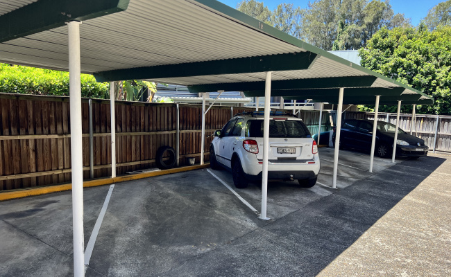 Private undercover parking near Manly