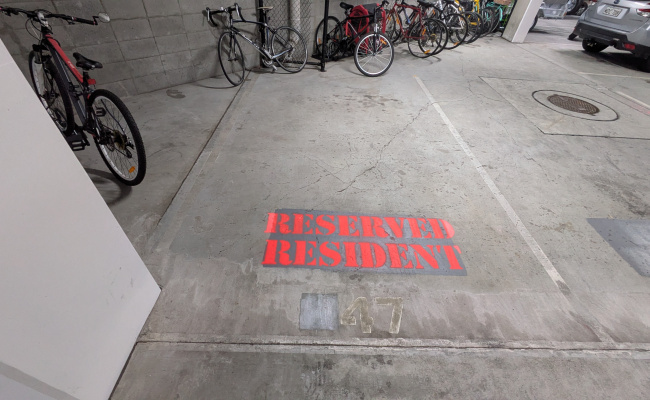 Parking slot close to the Royal Brisbane Women's hospital RBWH