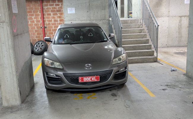 Secure undercover carspace. 2 minute walk to Westfield. 7 minute walk to the train station