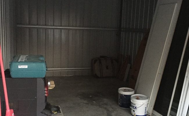 HUGE Lock Up Garage or storage for Rent in Campsie