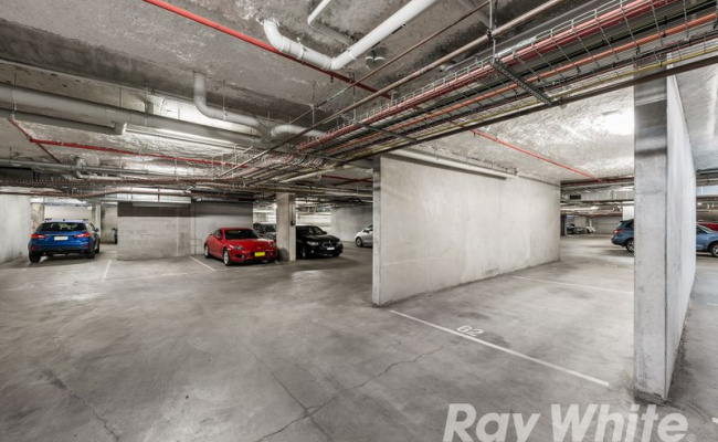 Secured, underground parking in the centre of Carlton. Walking distance to city or 2min to 96 tram