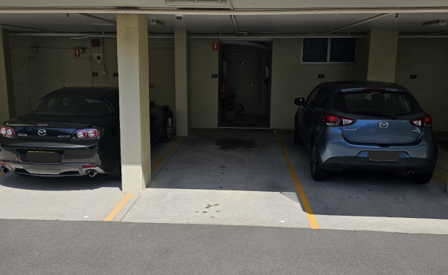 Perfect parking spot in heart of Kirribilli