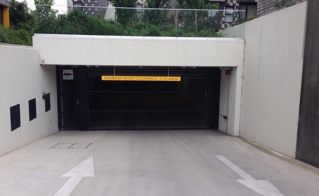 24hrs secured basement car park near Melb Uni