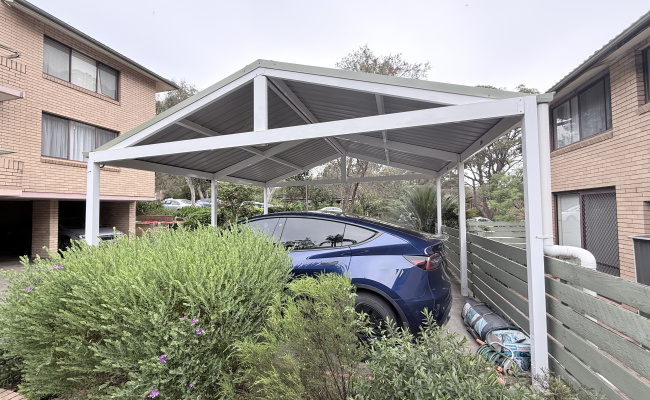 Carport in desirable Macquarie park (behind Macquarie shopping centre)