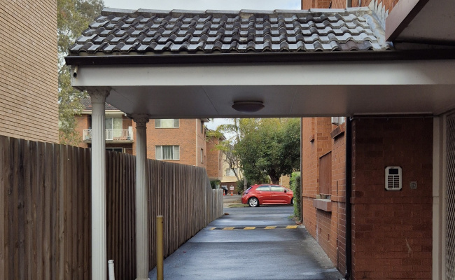 Car Parking for Rent near Westmead Train Station, Children's Hospital, Adult Emergency & Light Rail
