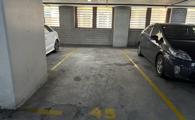 Secured parking in CBD (267 Castlereagh St)