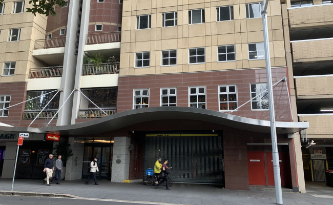 Sydney CBD - secure indoor car park near Town Hall & Gadigal Metro Station
