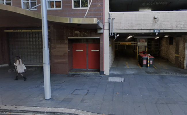 Castlereagh Str parking lot - monthly