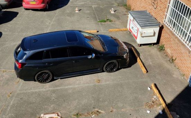 parking at Marrickville industrial area 8 mins from station