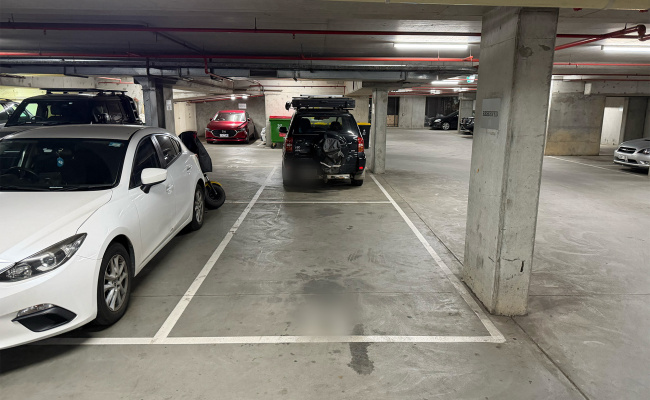 Chapel Street North indoor parking space