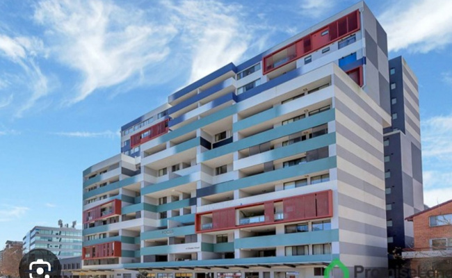 Central location in Parramatta!