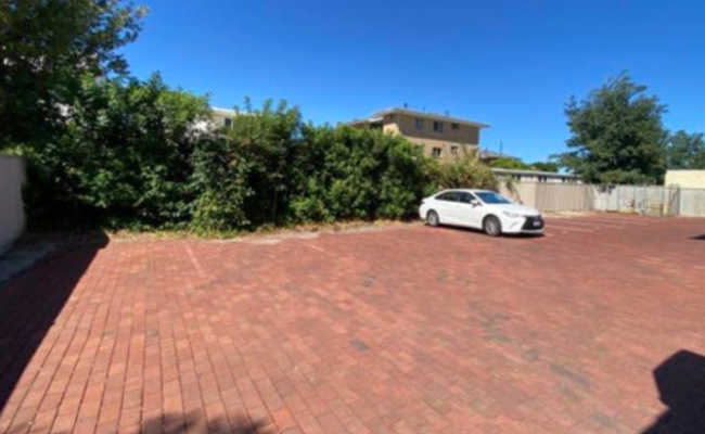 Outdoor Parking Available in private area behind my building across from South Perth Zoo