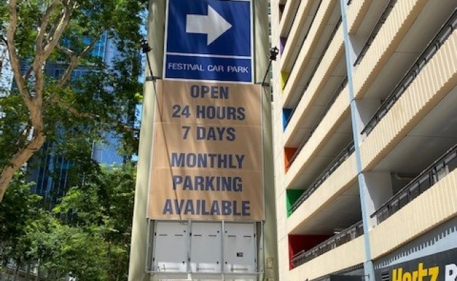 Brisbane City - UNRESERVED Parking near The Myer Centre