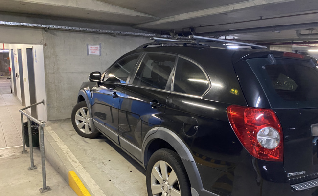 Brisbane City - Secure Undercover Parking Near Uptown Shopping Mall