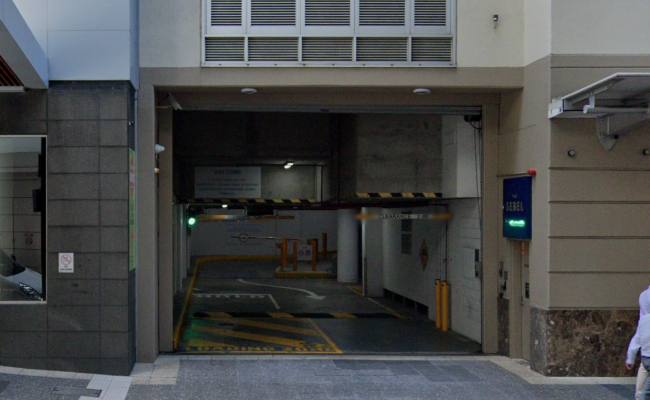 Central CBD, flexible booking for weekdays only or full week, weekly bookings accepted