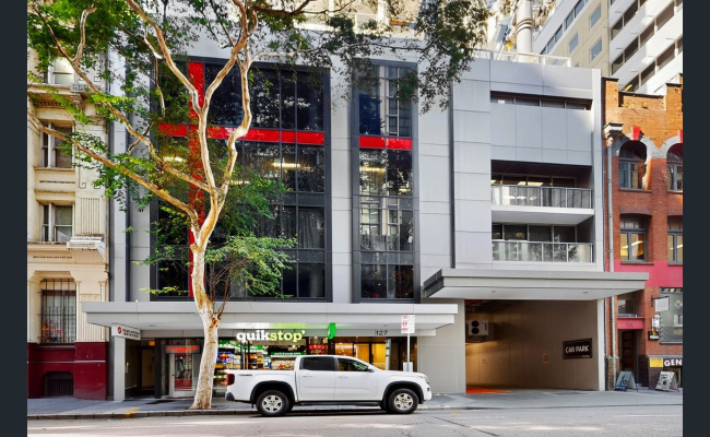 GREAT PARKING SPOT IN BRISBANE CITY, 5MINS WALK TO QUEEN ST MALL
