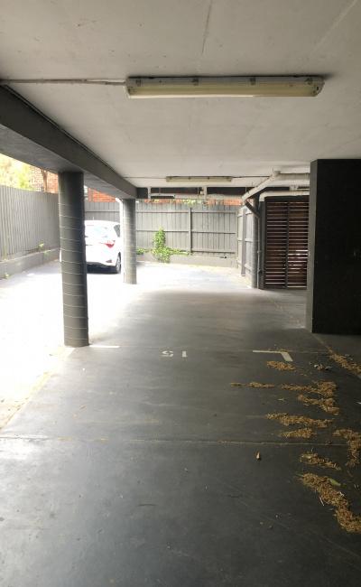 Under cover parking space seconds from St Kilda Rd