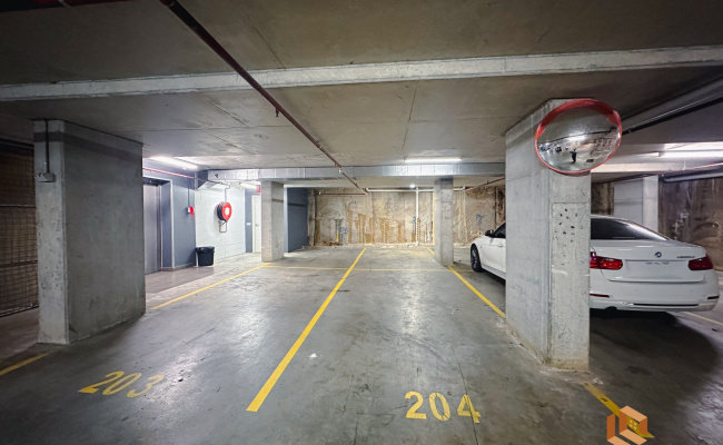 Secured parking in Mascot (1 Church Ave)
