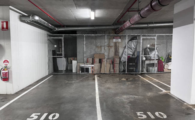 Mascot parking