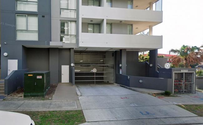 Great indoor covered secured parking space near Mascot station and the airport